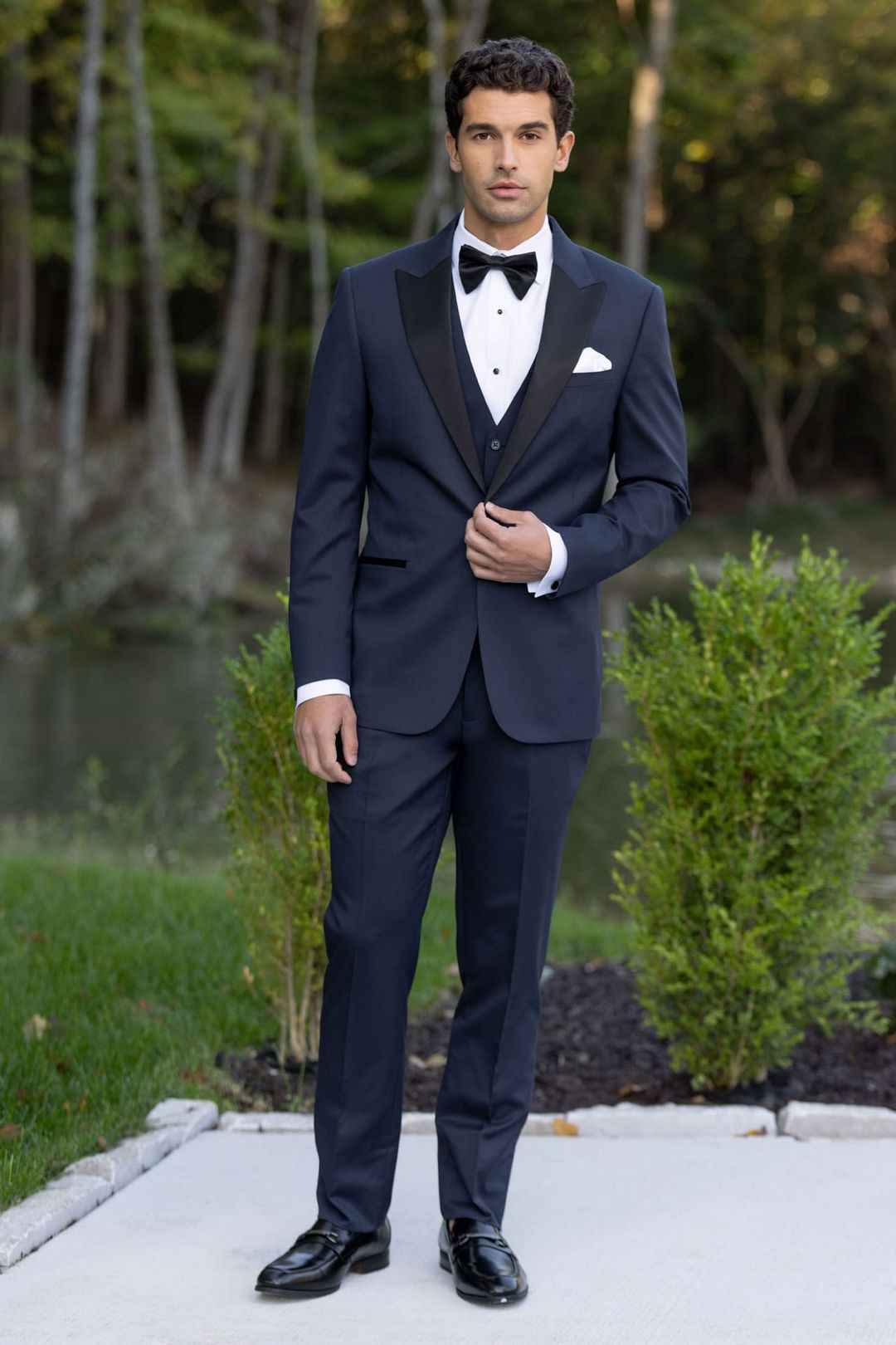 wedding-suit-nay-performance-