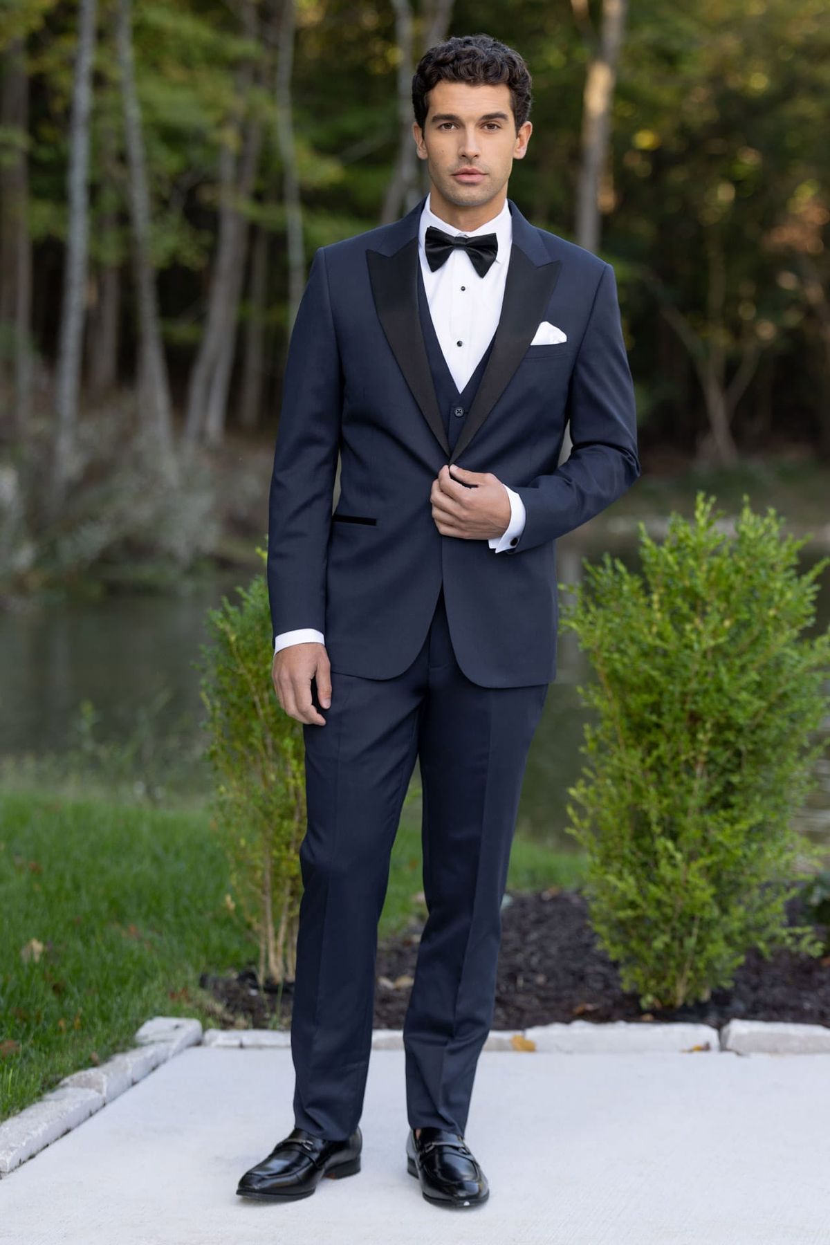wedding-suit-nay-performance-