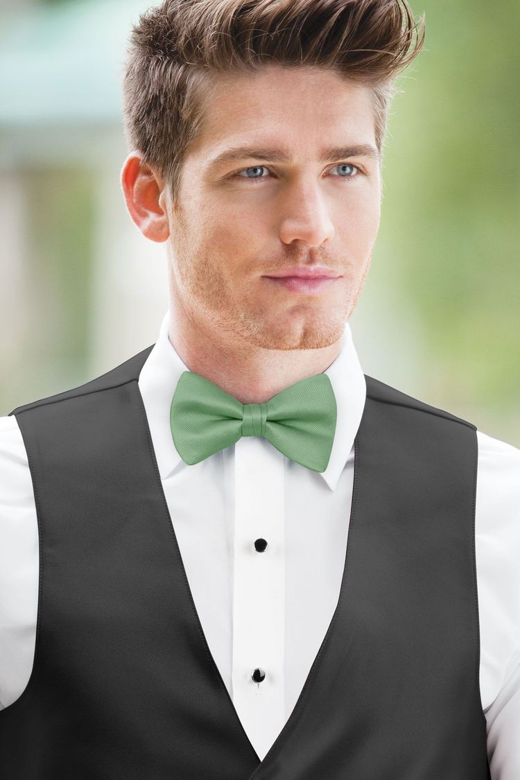 clover Solid Bow Tie with a black vest