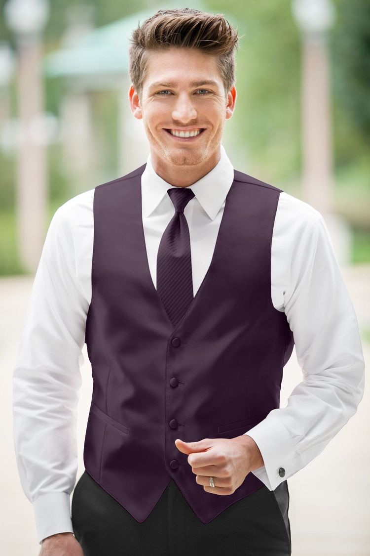 Guy wearing the Expressions Plum Fullback Vest and matching tie