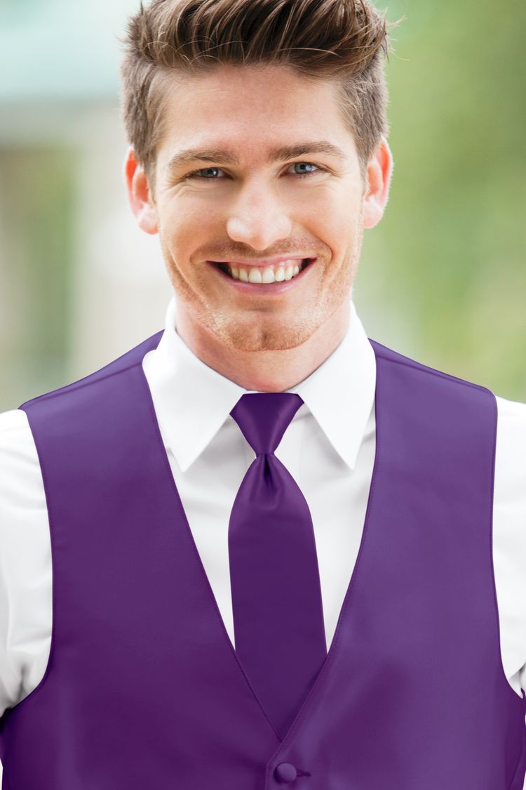 Man wearing the Expressions Viola Windsor Tie with a matching vest